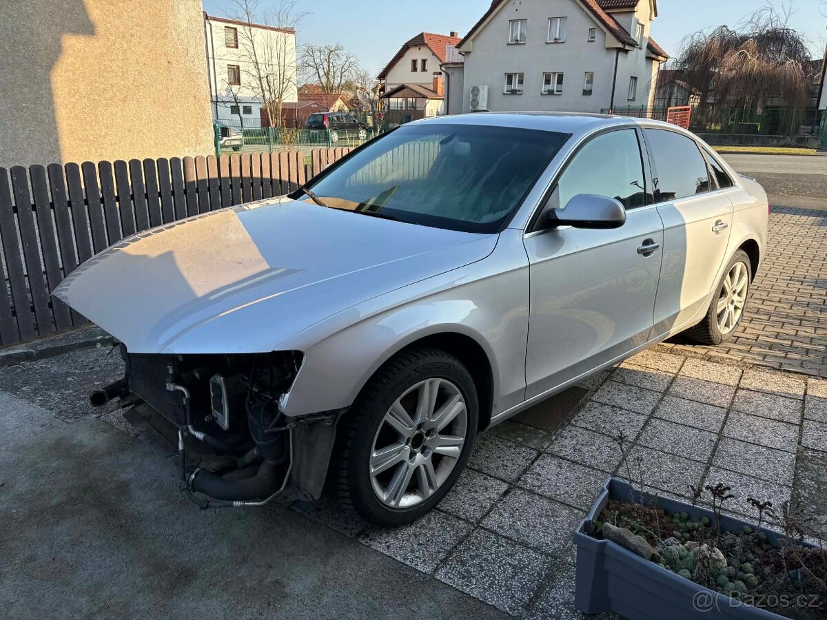Prodám Audi A4 b8 na náhradní díly - 2