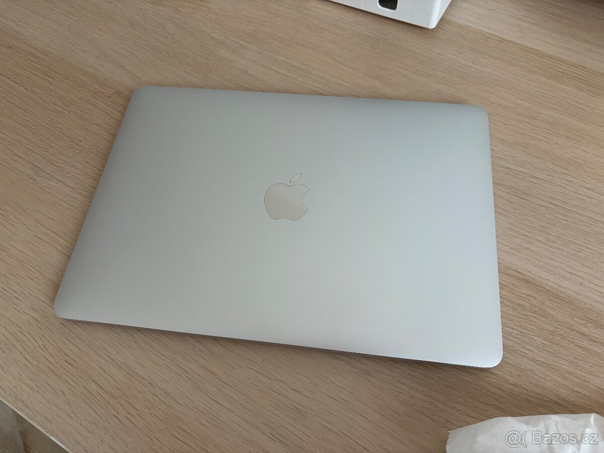 MacBook 12" 1.2Ghz, 256 GB SSD | Krásný stav - 2