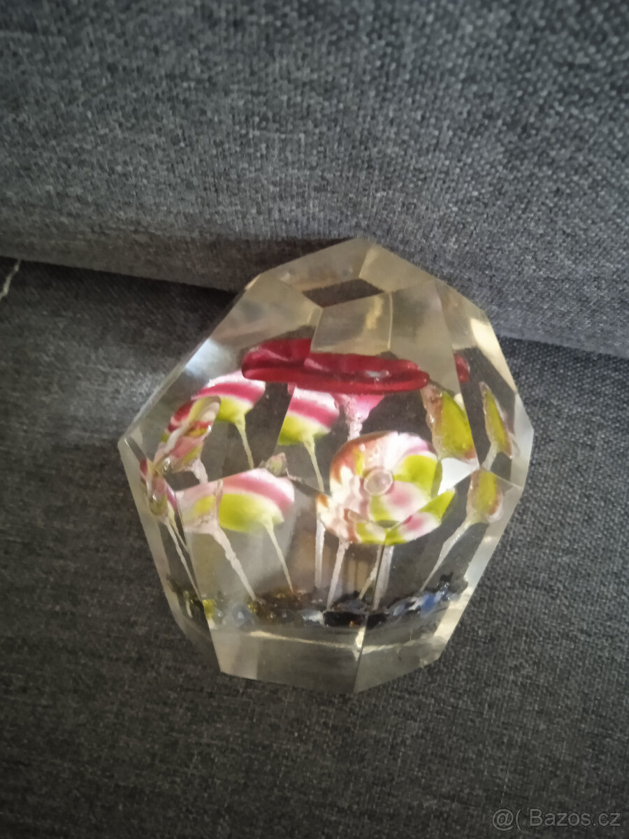 Starožitná těžítka,Skleněná ryba - 2