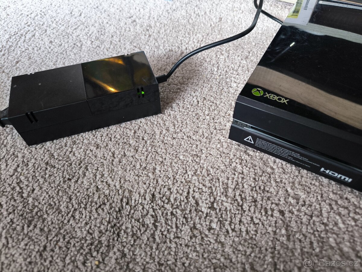 Xbox one plus hra FIFA 21 - 2