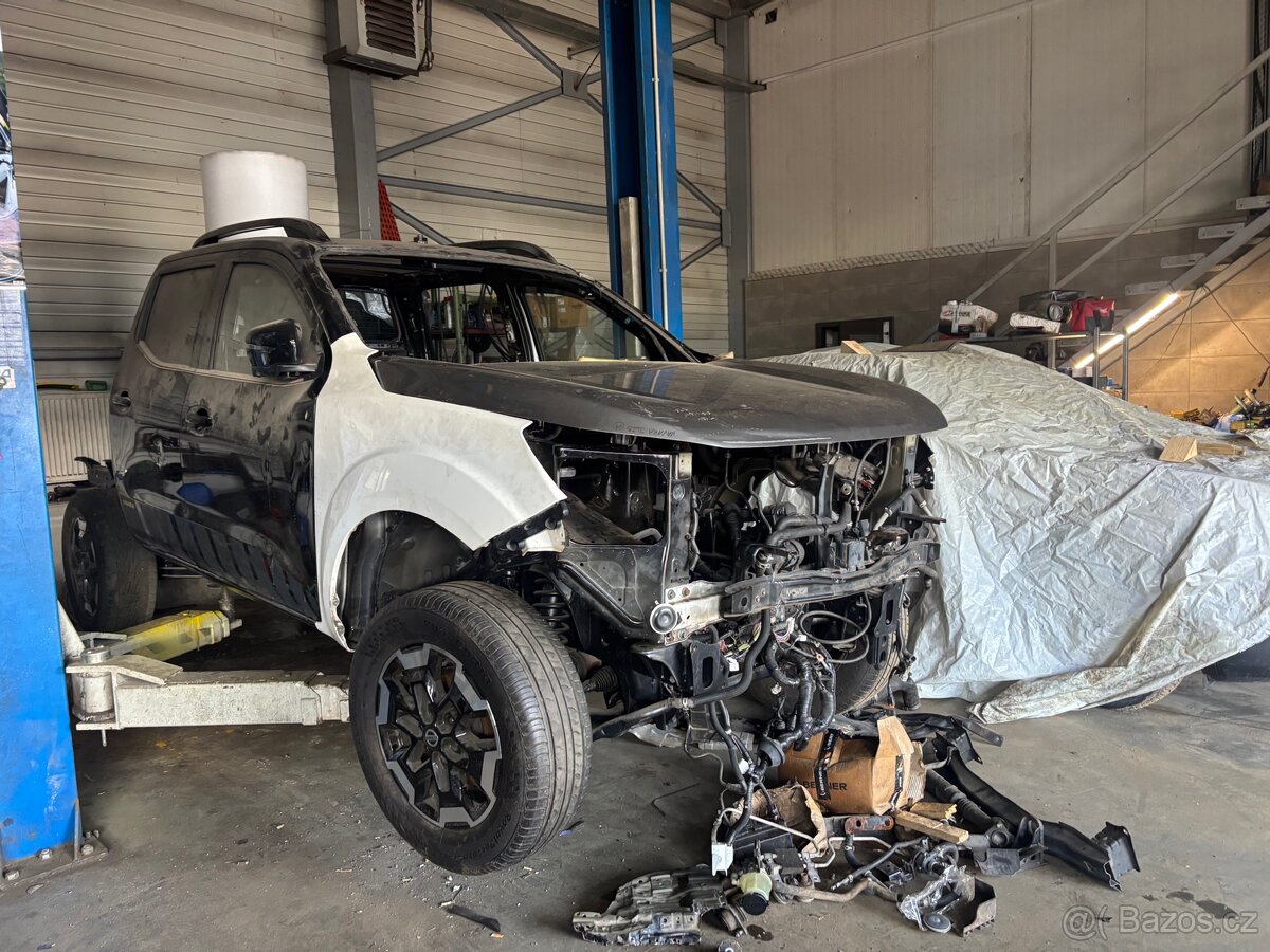 Nissan navara - 2