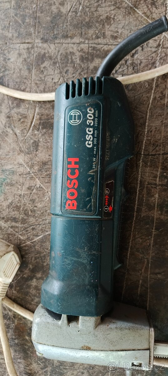 Profi řezačku na molitan Bosch - 2