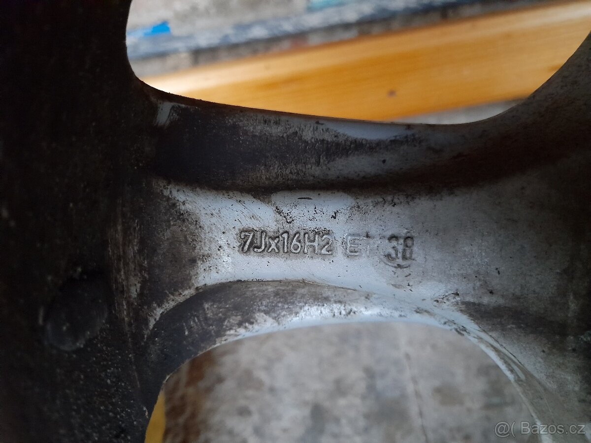 7Jx16 Et 38 5x112 - 2