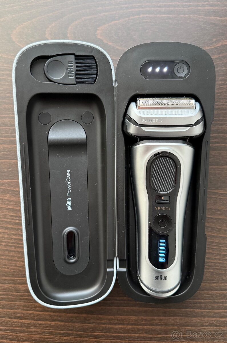 Braun Series 9 Pro+ s příslušenstvím - 2