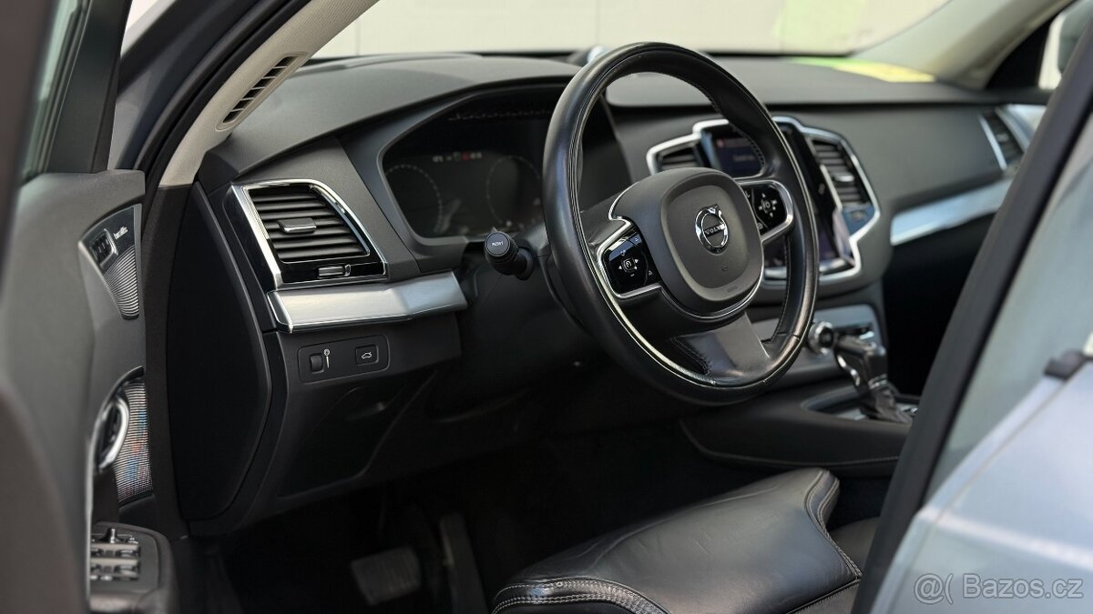 Мolvo XC90 D5, 165 kW 7 míst - 2