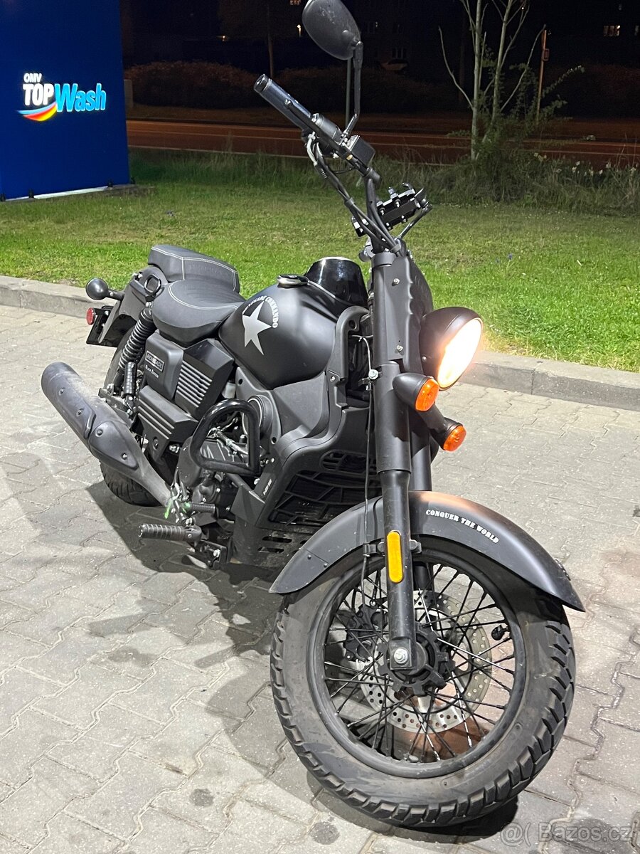 Um renegade 125cc - 2
