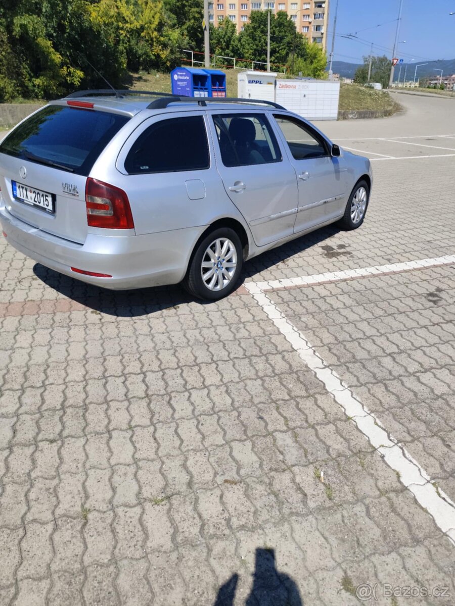 Škoda Octavia - 2