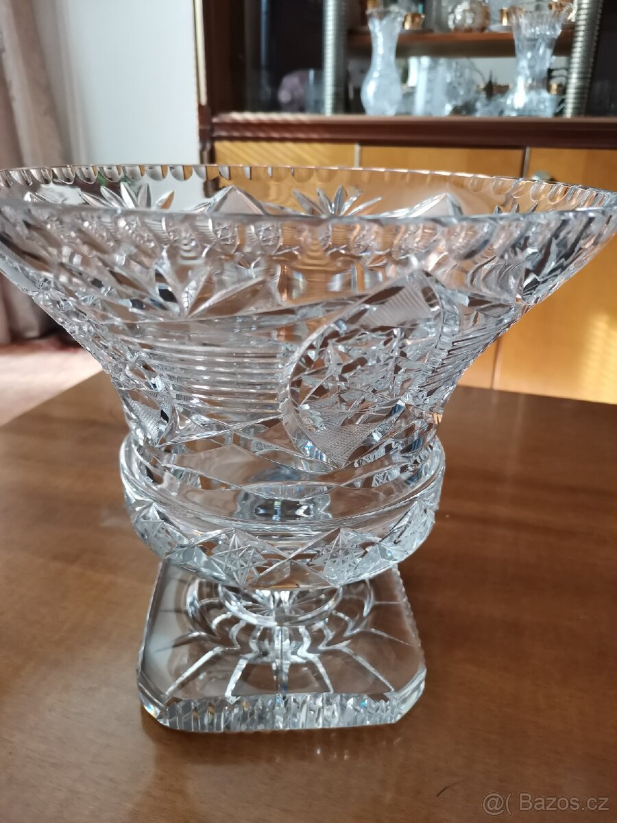 Broušená mísa (váza) - 2