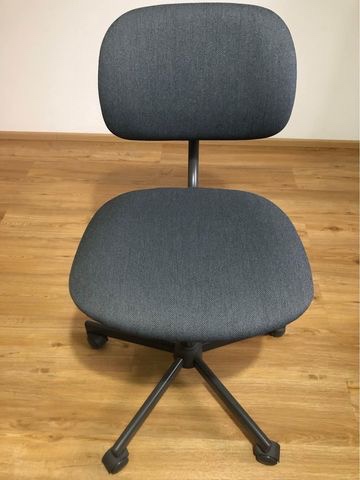 Otočné křeslo Ikea Bleckberget - 2