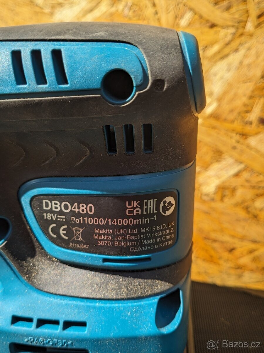 Koupím Aku Aku Vibrační bruska Makita 18V DBO480Z - 2