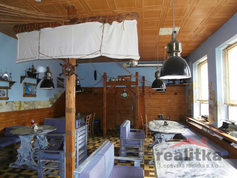 Prodej budovy 4+1 s velkým pozemkem, Křišťanovice - 2