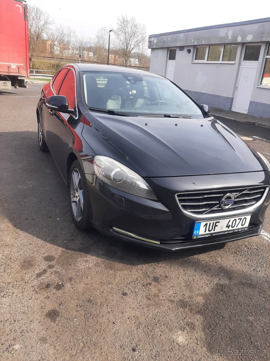 Volvo V40 D2 1.6.tdi 83 kw - 2