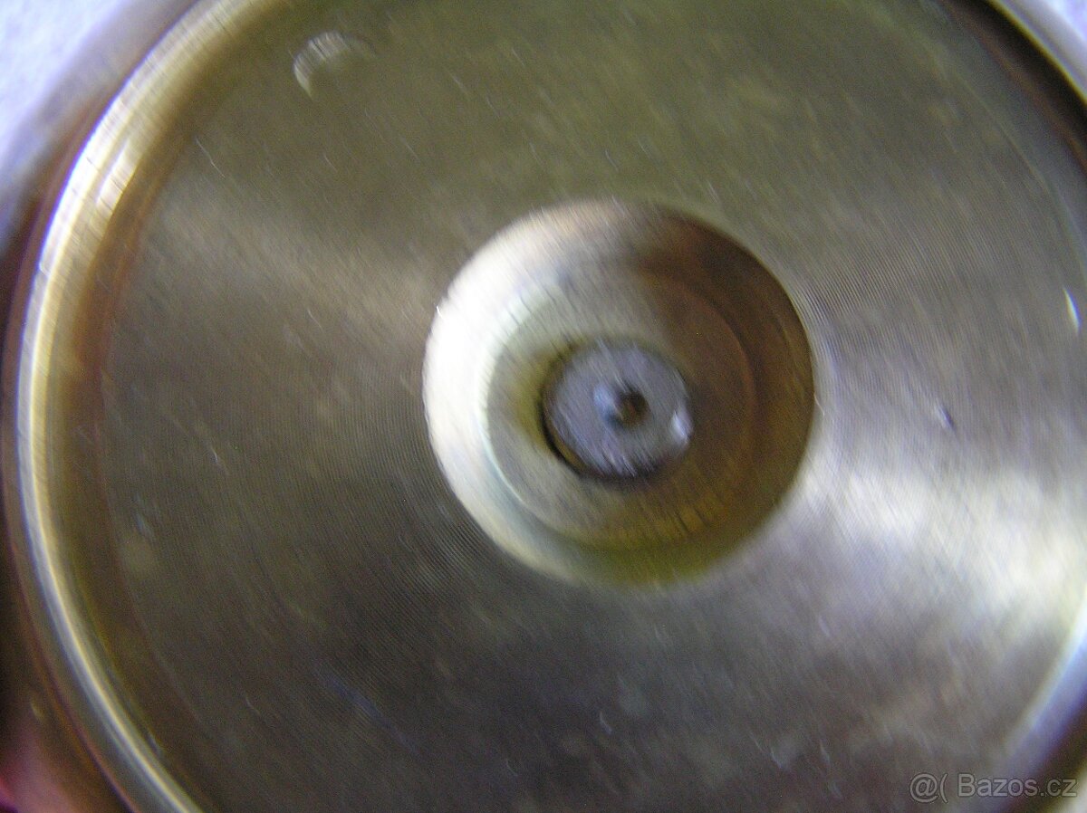 Mosazný svícen - 2