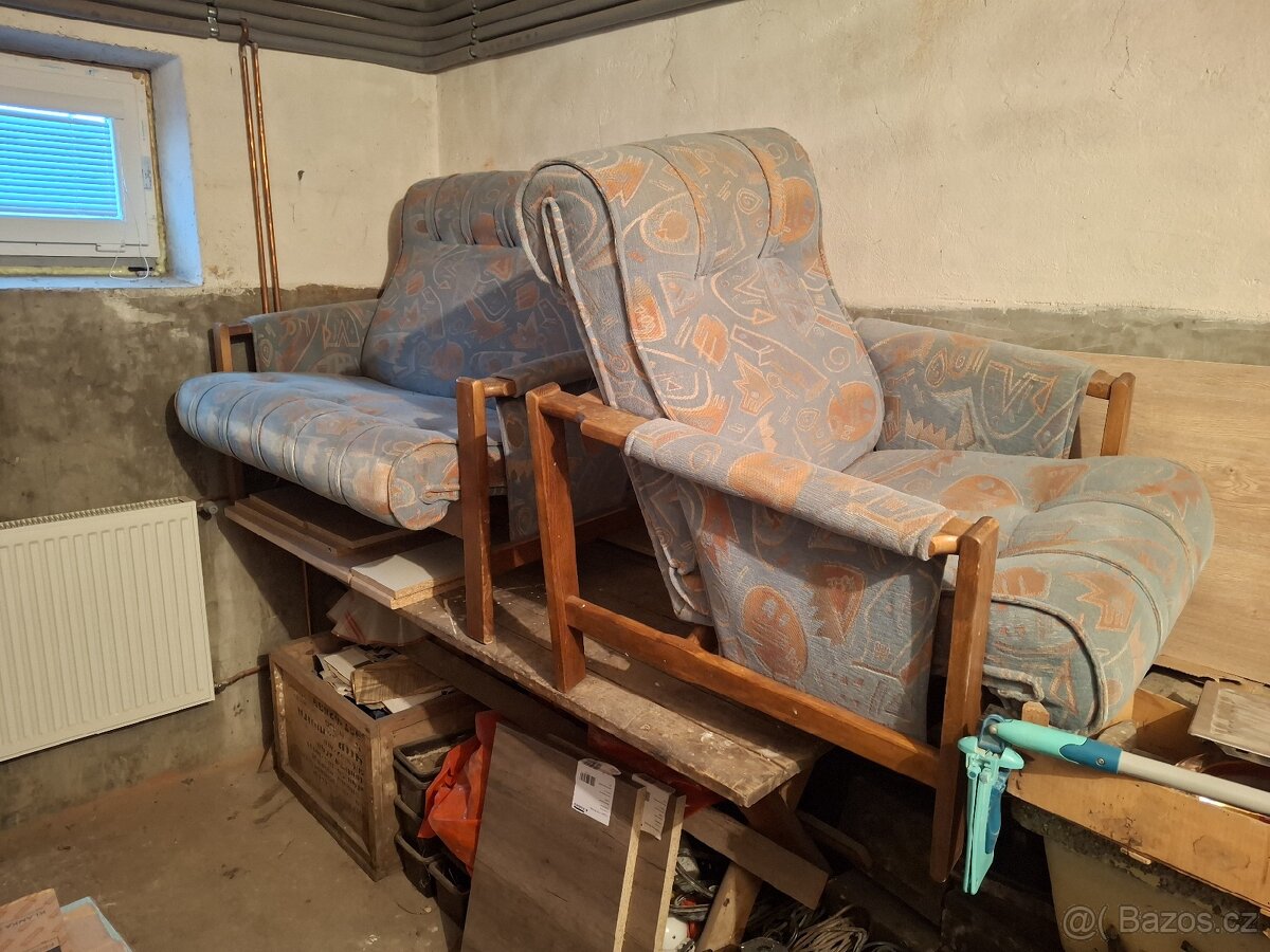 Gauč, pohovka a dvě křesla - 2