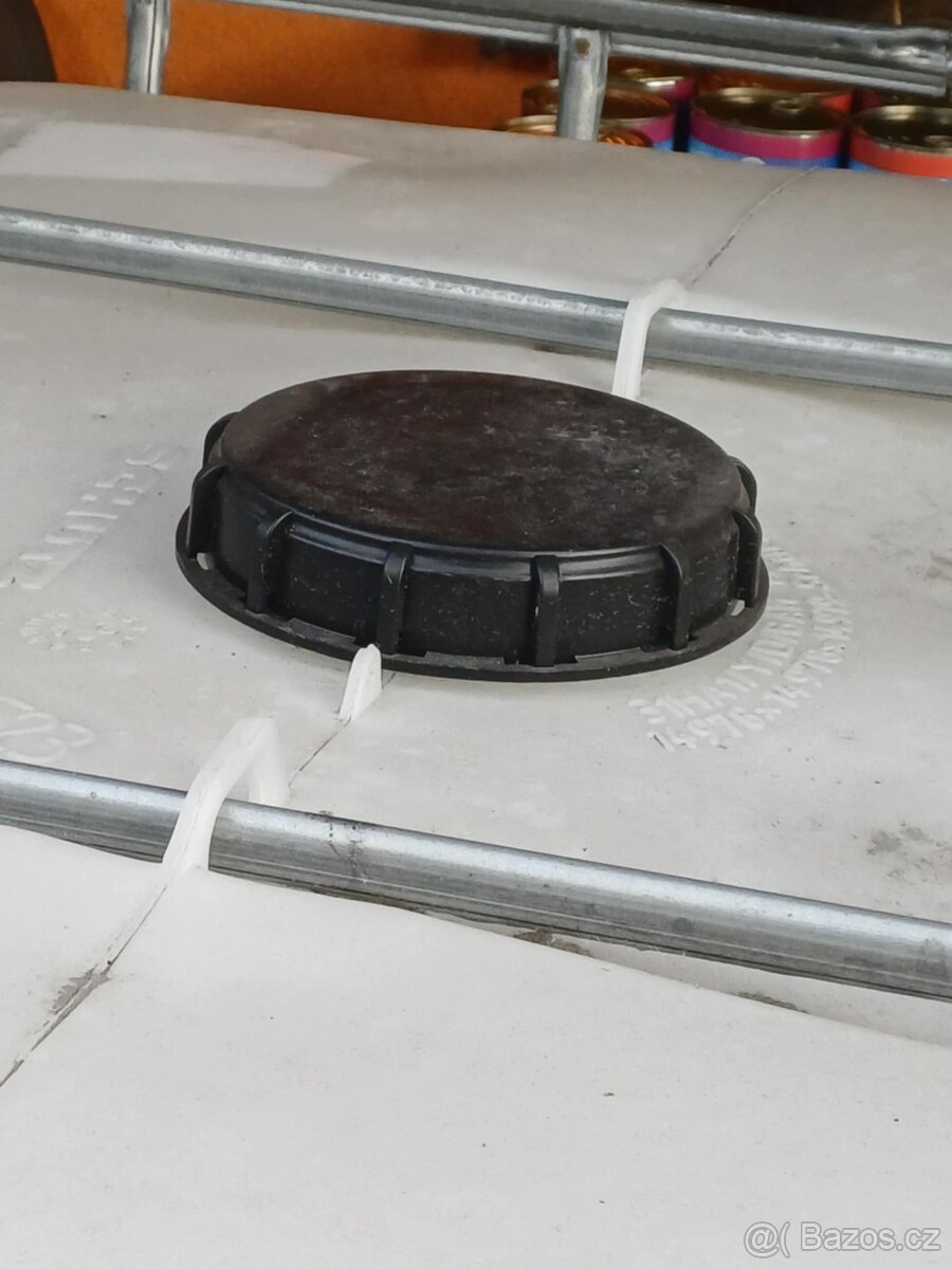 IBC kontejner nádrž na vodu - 2