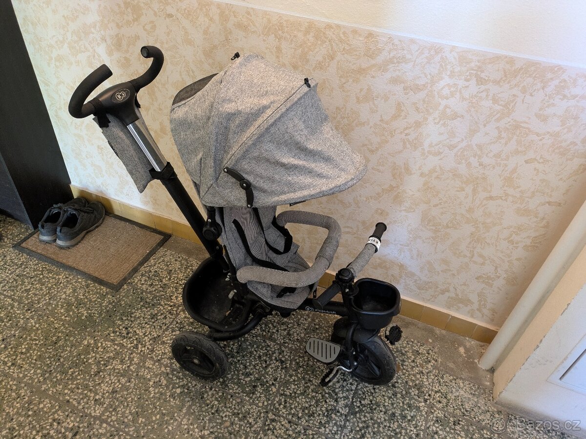 Kinderkraft tříkolka - 2