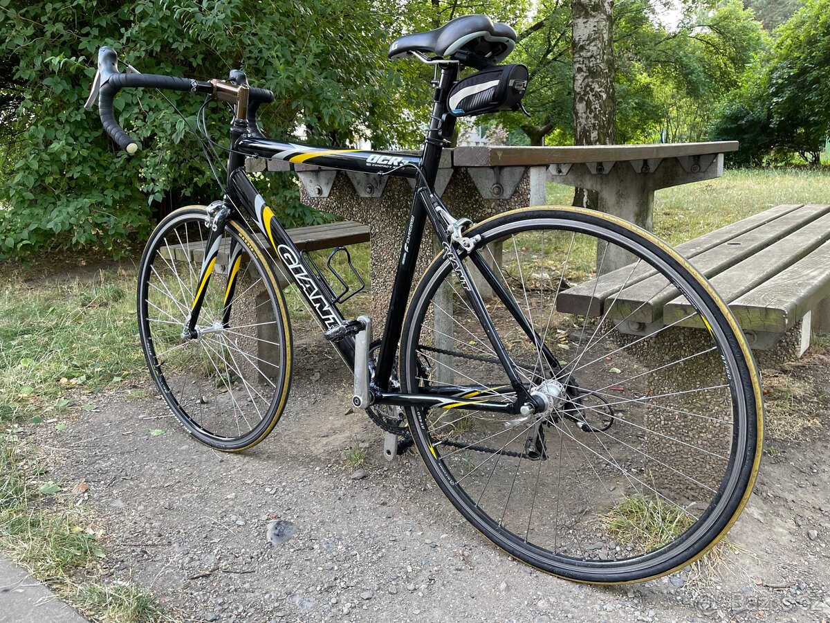 Silniční kolo Giant OCR 3 - 2