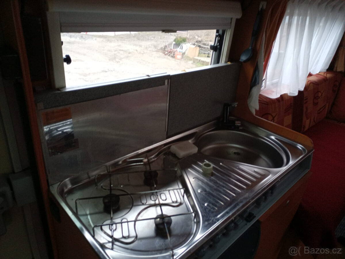 Obytné auto Ford Fortero - 2