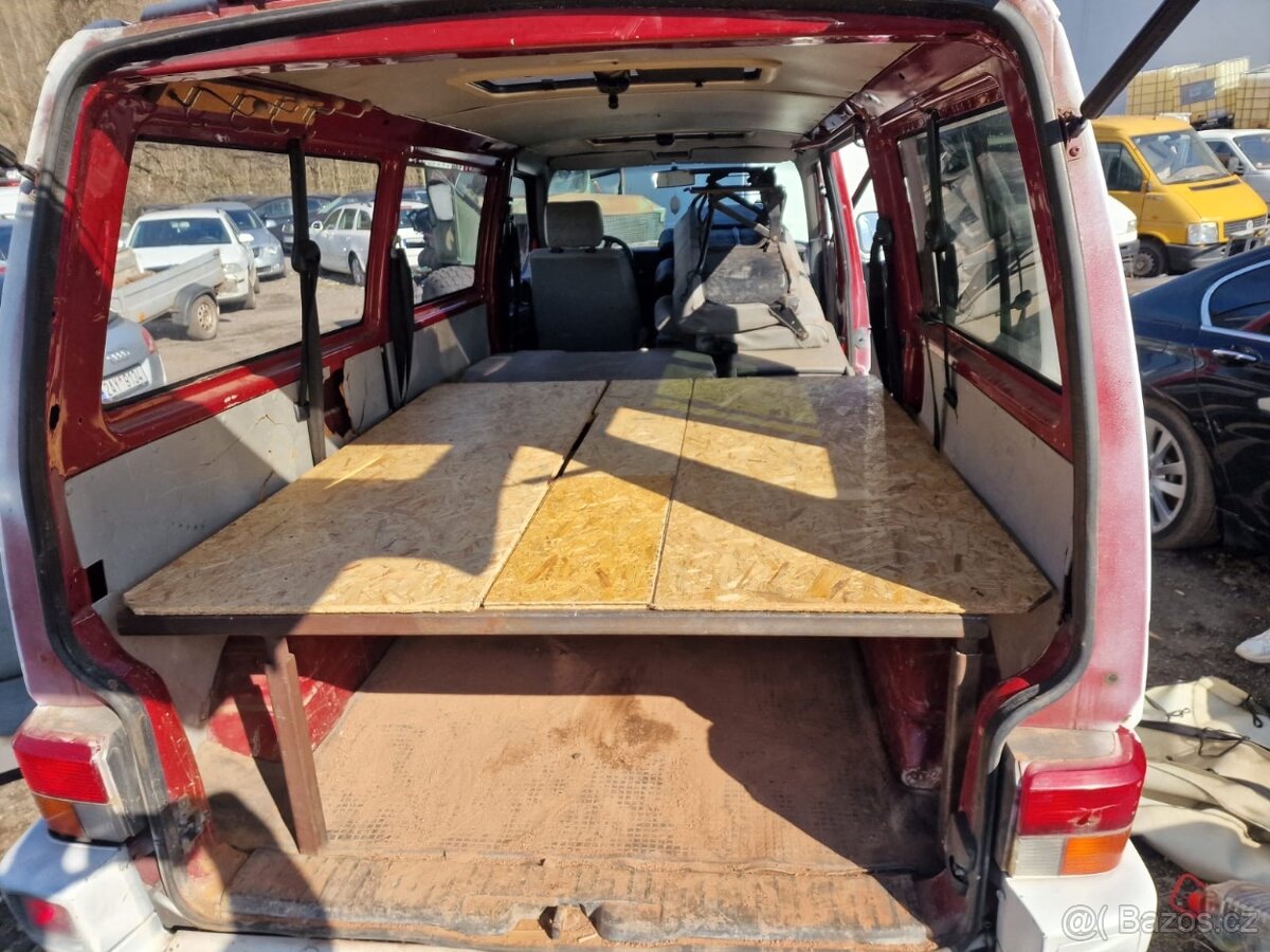 Prodám spací vestavbu - 2