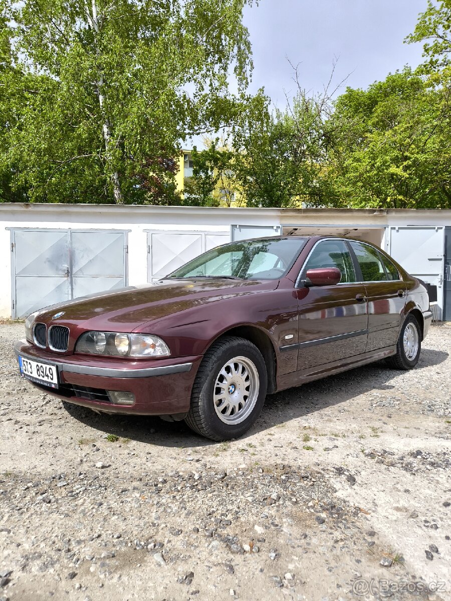 BMW E39 520i - 2
