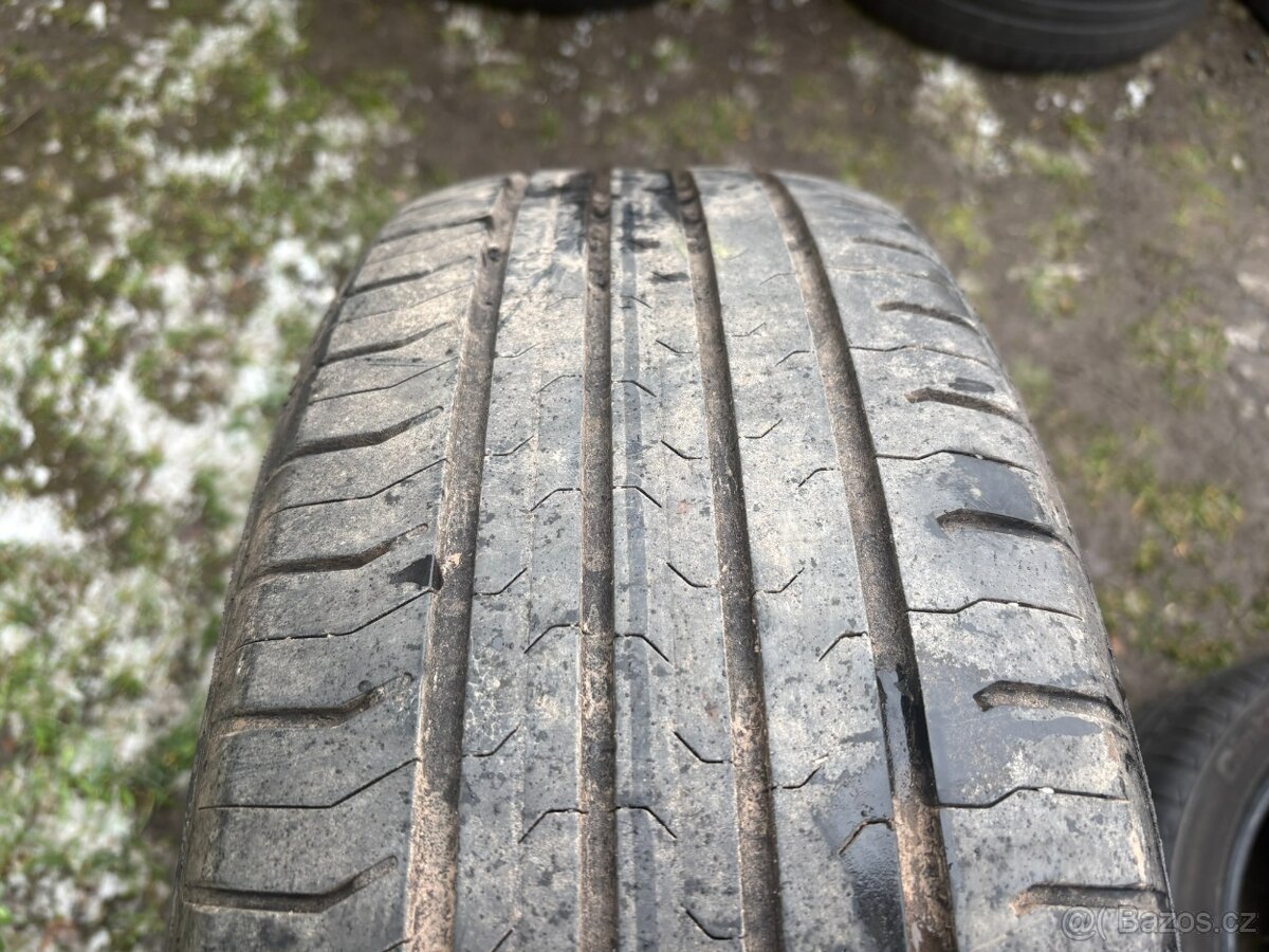 2ks letní pneu Continental 215/60/17 - 2