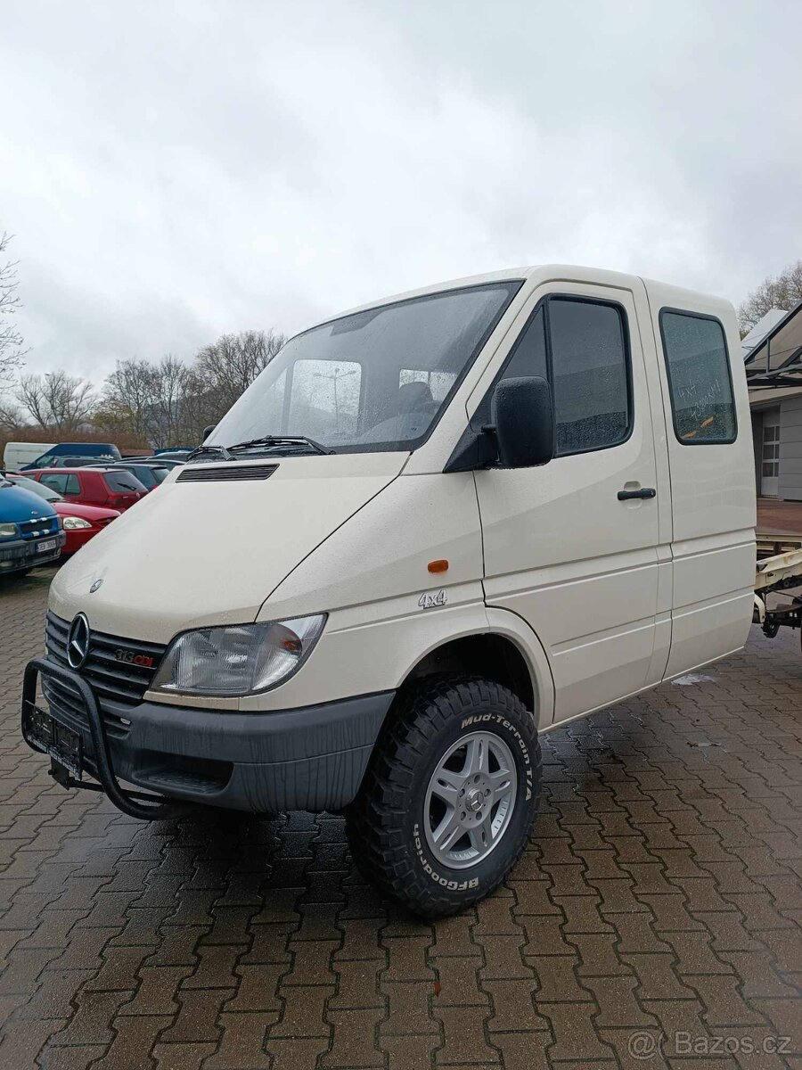 Mercedes Benz Sprinter 4x4 RARITA - najeto 43900km