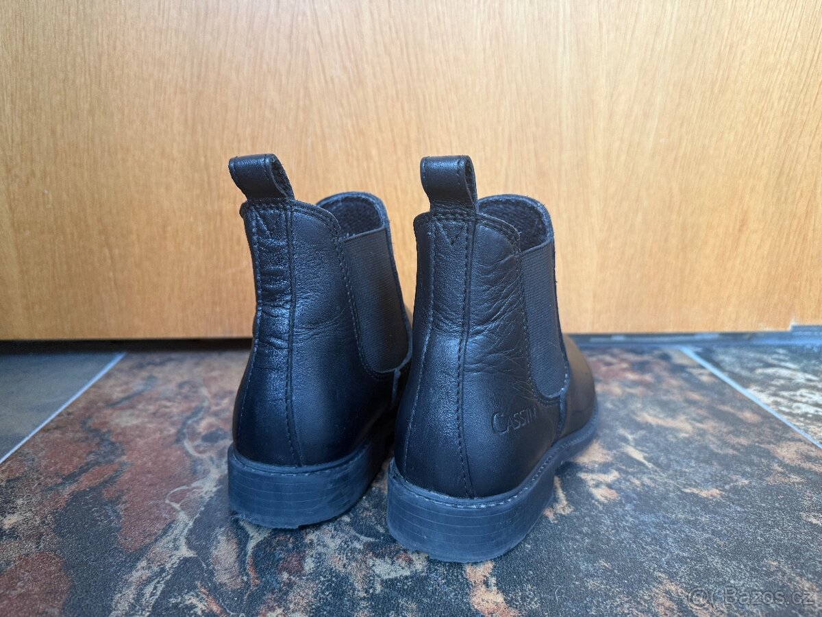 Dětská kožená perka vel. 32 - 2