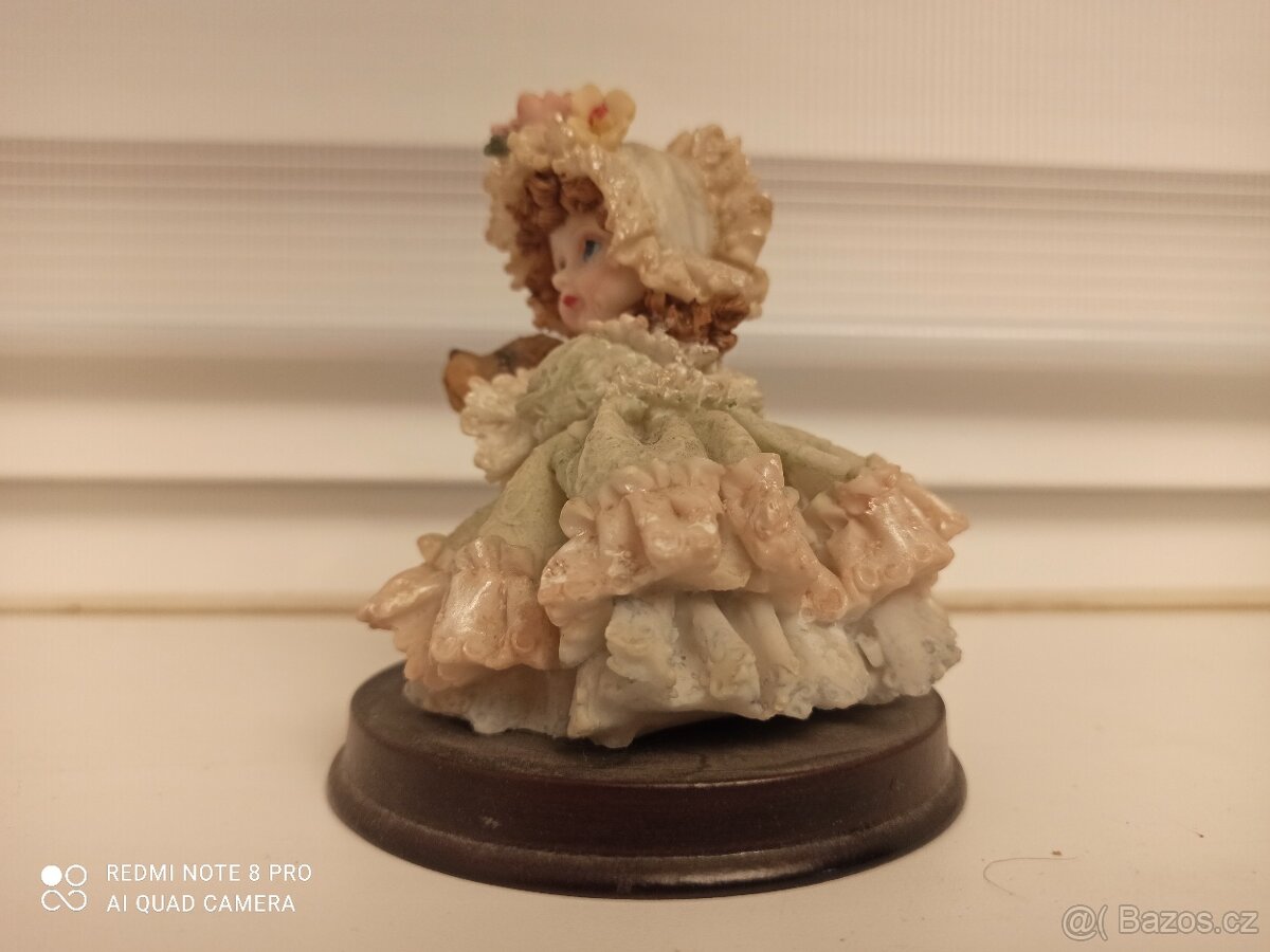 Starožitná soška - 2