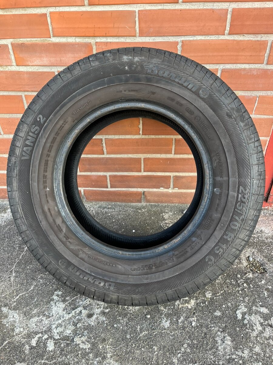 1 ks celoroční pneu Barum Vanis2 225/70/15 C (7,6 mm vzorek) - 2