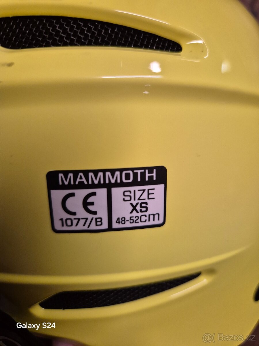 Lyžařská helma - 2