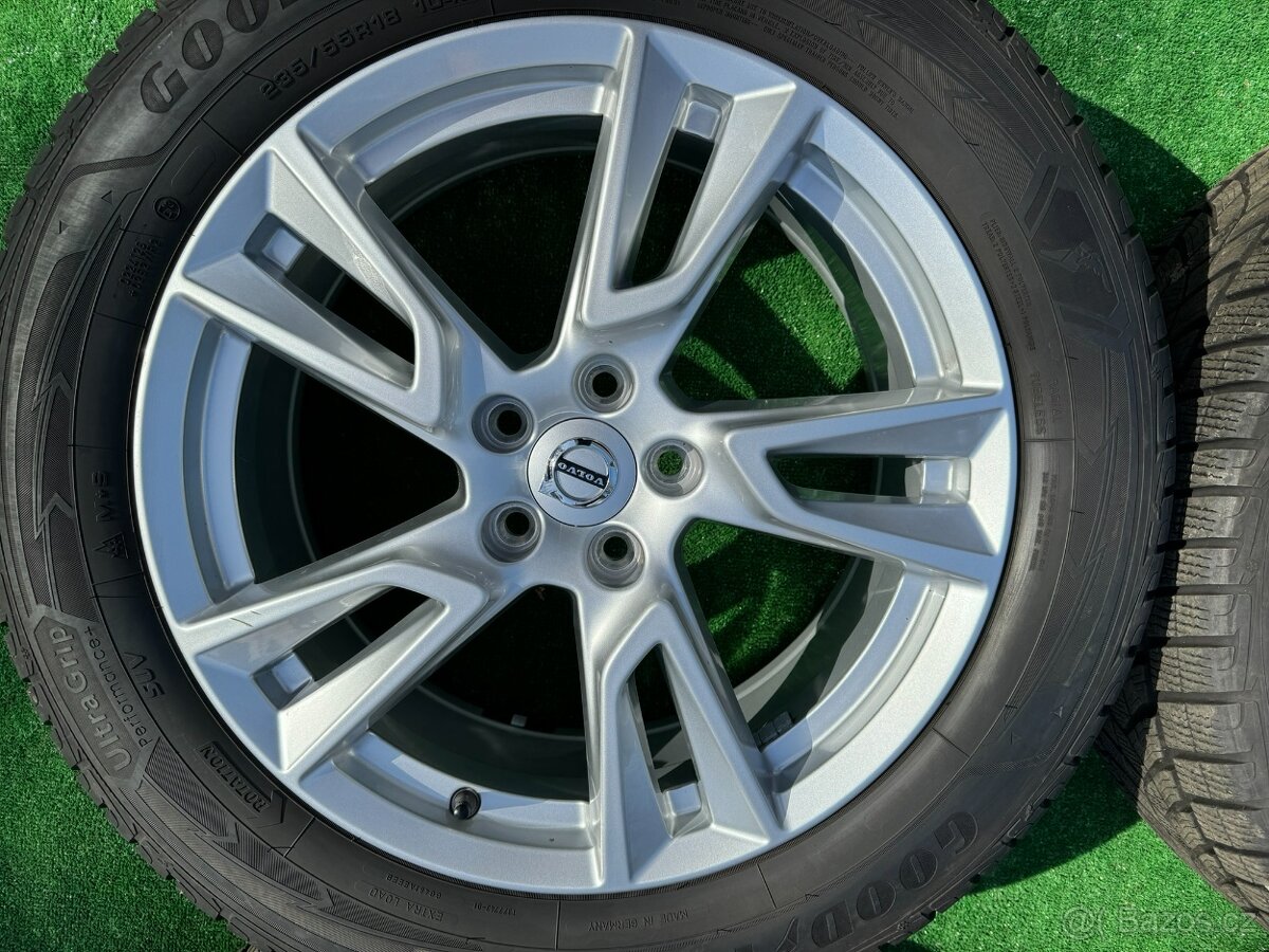 Originál alu kola Volvo XC40 zima R18 - 2