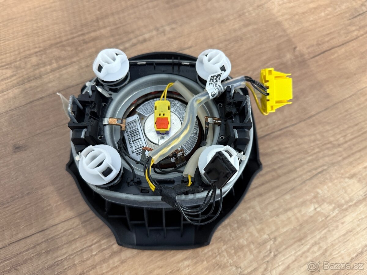 Golf 6 GTI airbag řidiče - 2