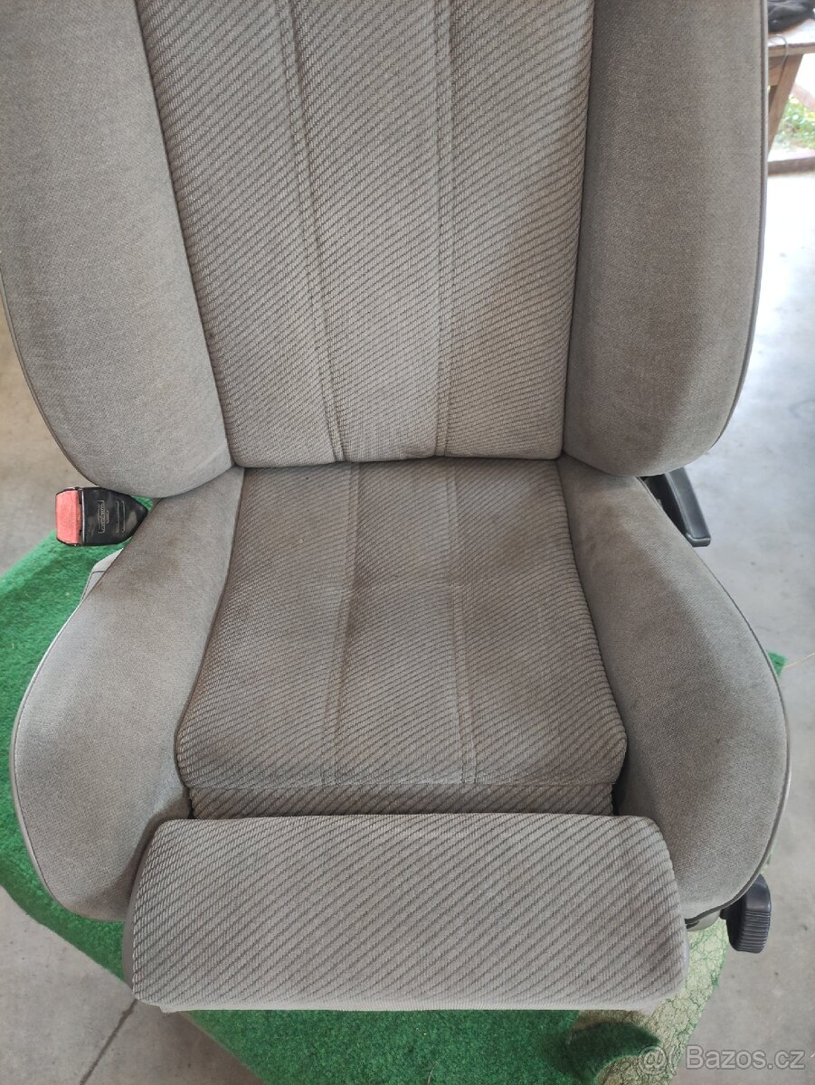 Sporrtsitz BMW e34 - 2