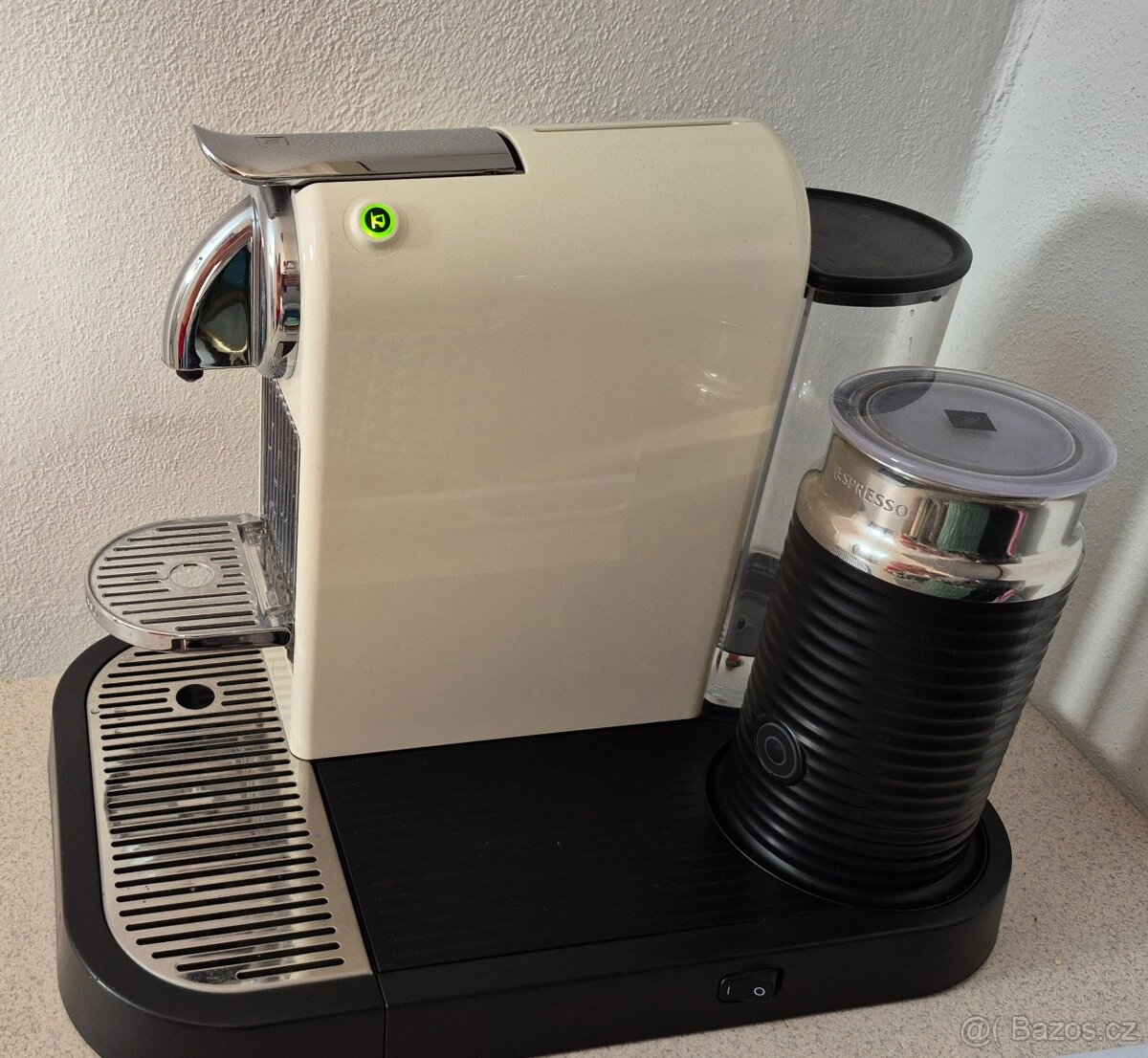 Kavovar NESPRESSO De'Longhi - 2