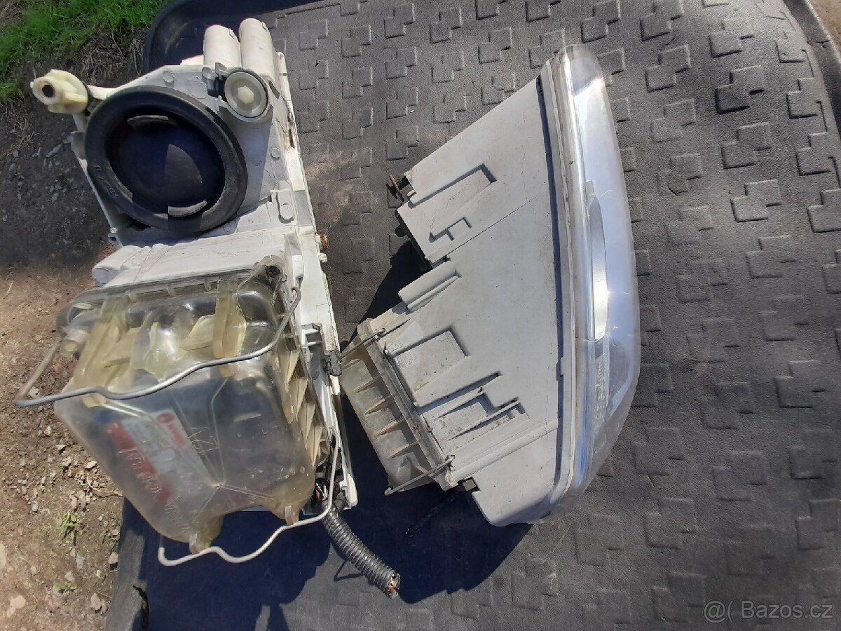 Skoda Octavia 2 Xenony - 2