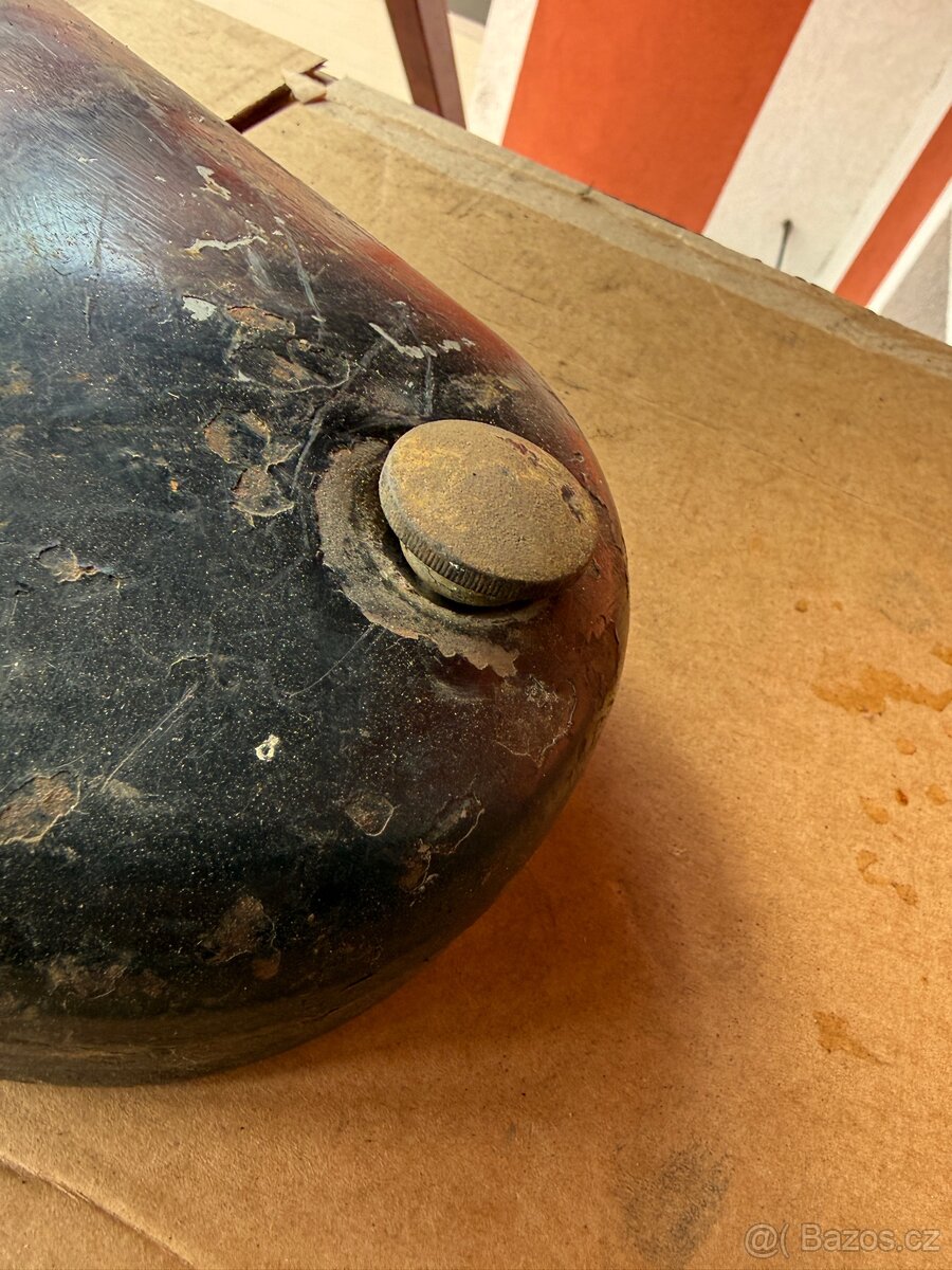 Čz 125T - kastlík - 2