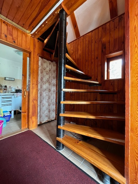 točité schodiště výška 2,4m - 2