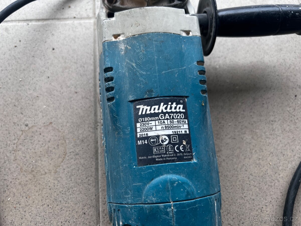 Prodám velkou úhlovou flexu Makitu - 2