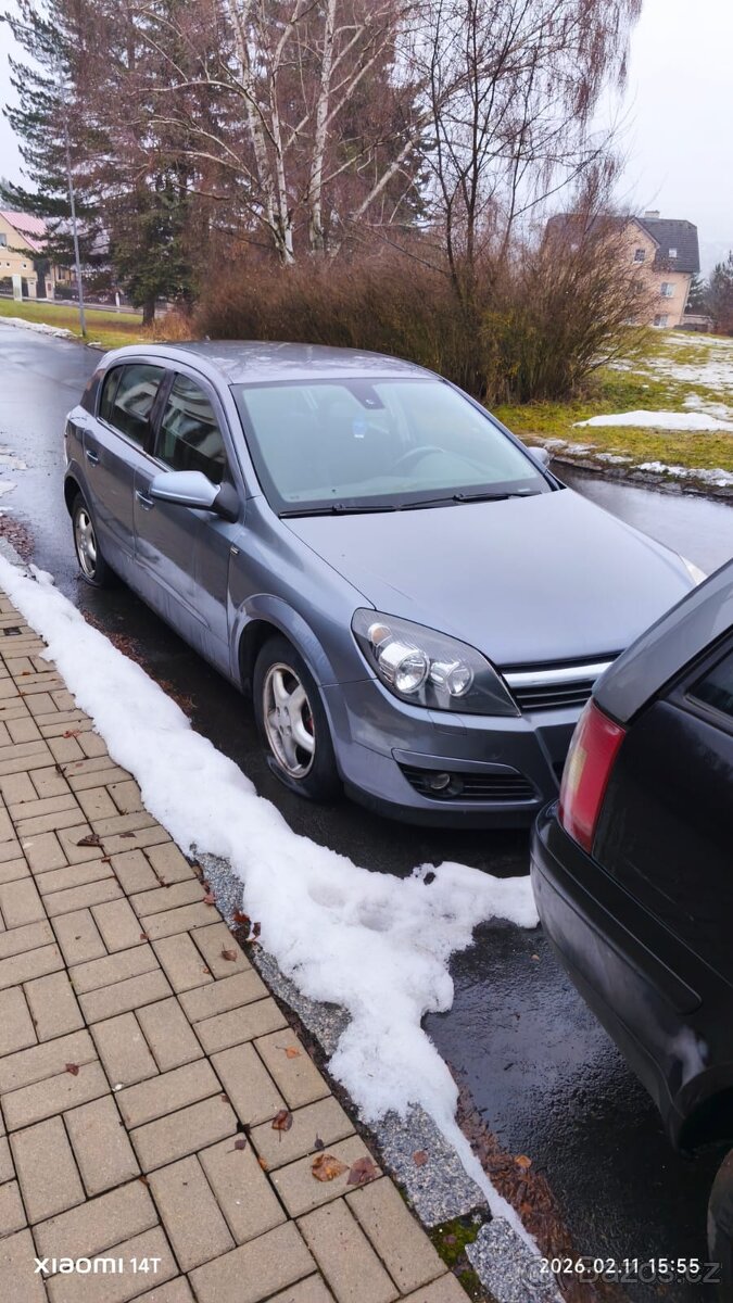 Na náhradní díly nebo opravu - 2