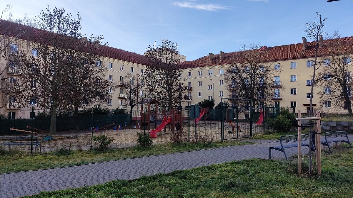 Byt 2+1, 57 m2 s balkonem - Příbram - 2