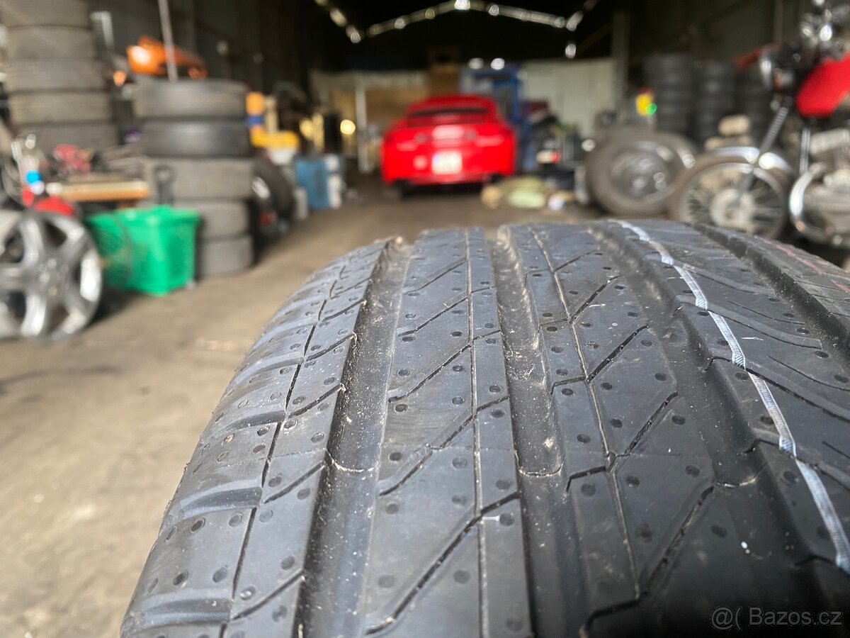 205/60/16 V - 2