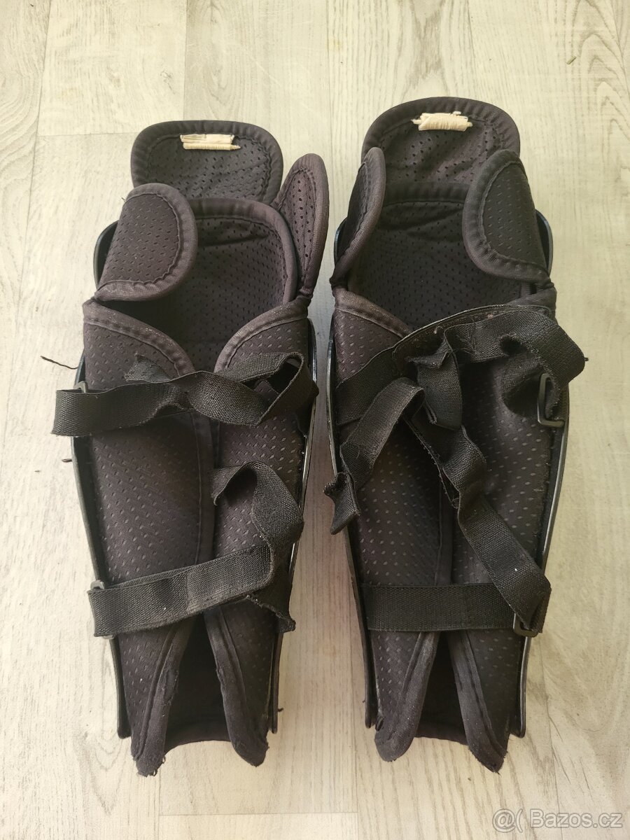 Chrániče holení Vic - 2