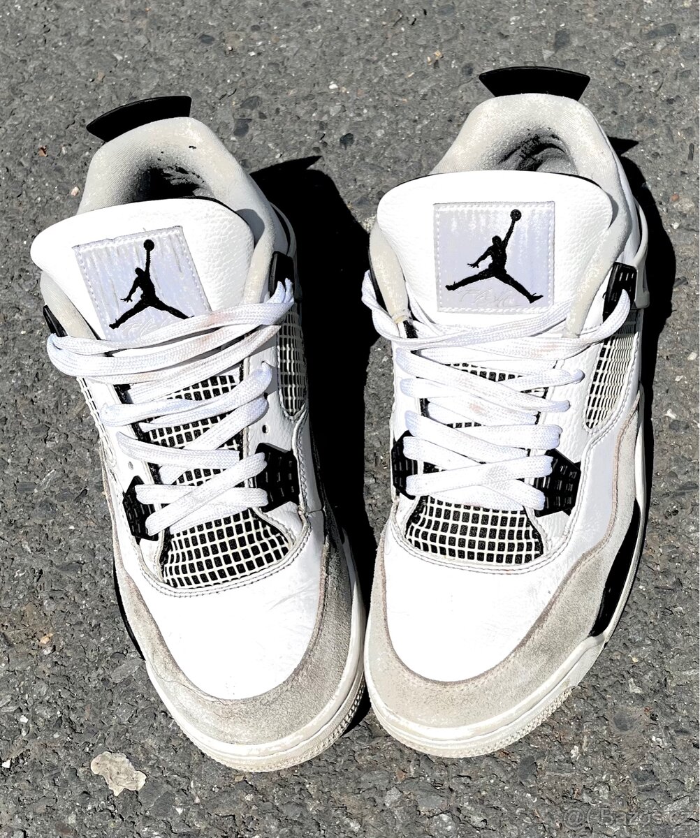 Boty Jordan Retro 4 - 2