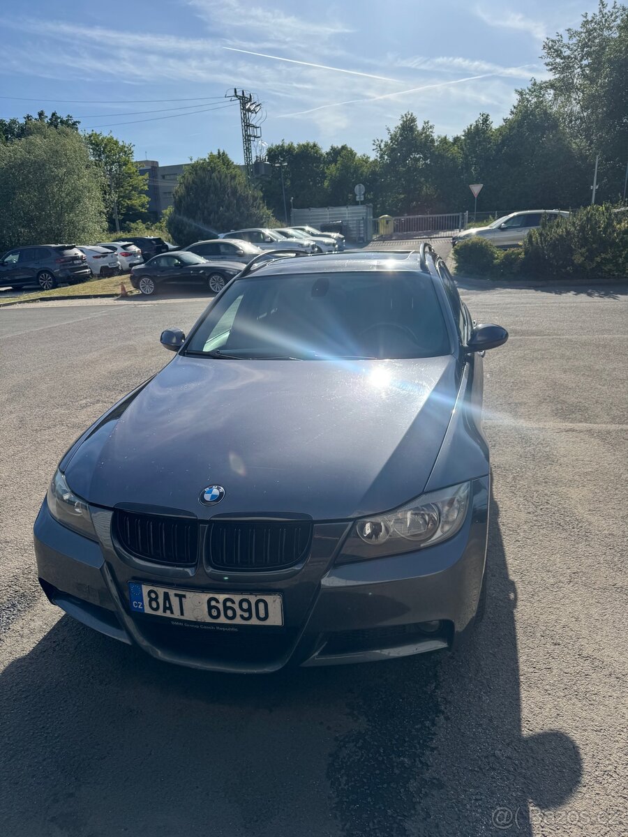 Bmw e91 318D - 2