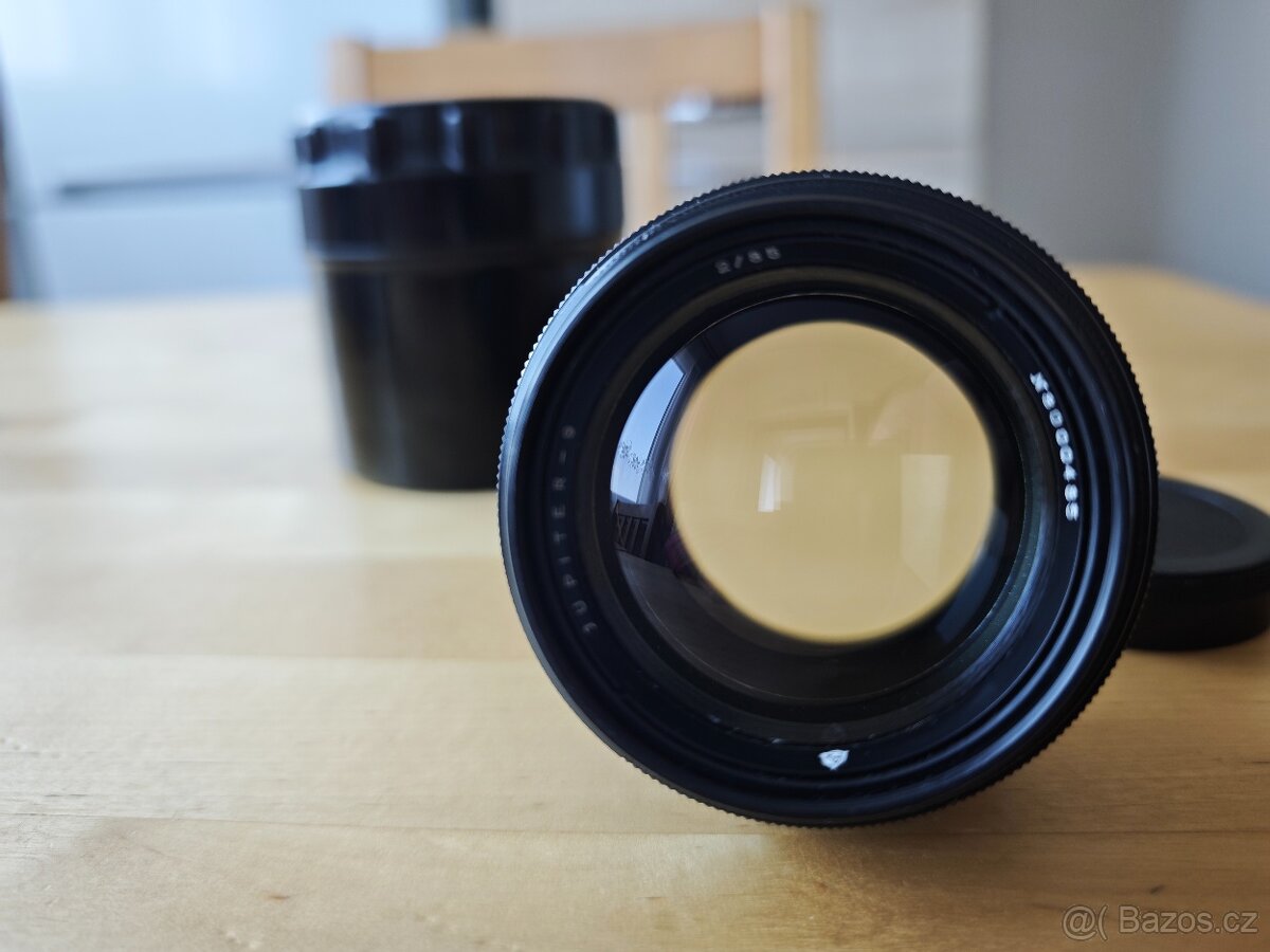 Jupiter-9 85mm f/2 M42 - 2