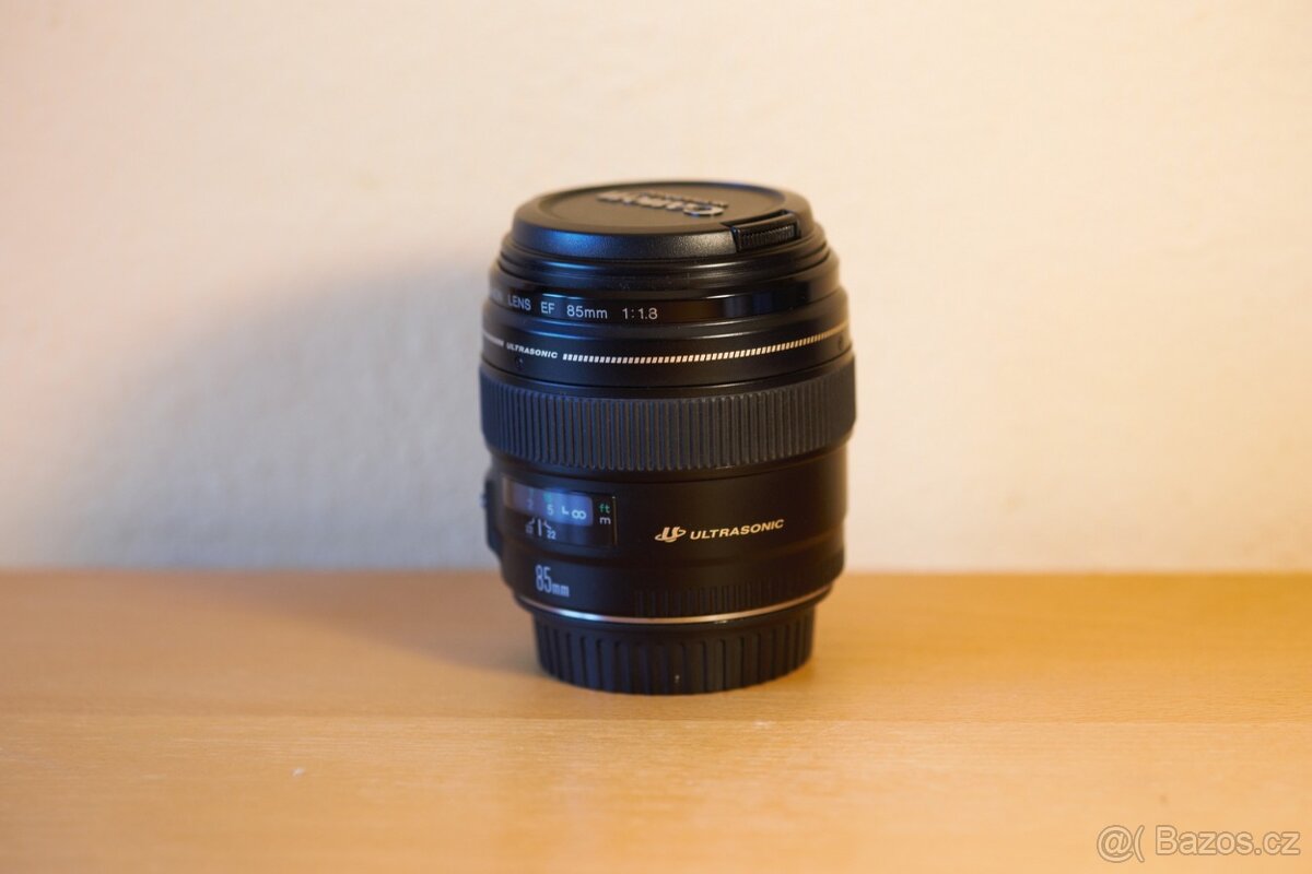 Objektiv Canon EF 85mm f/1.8 - 2