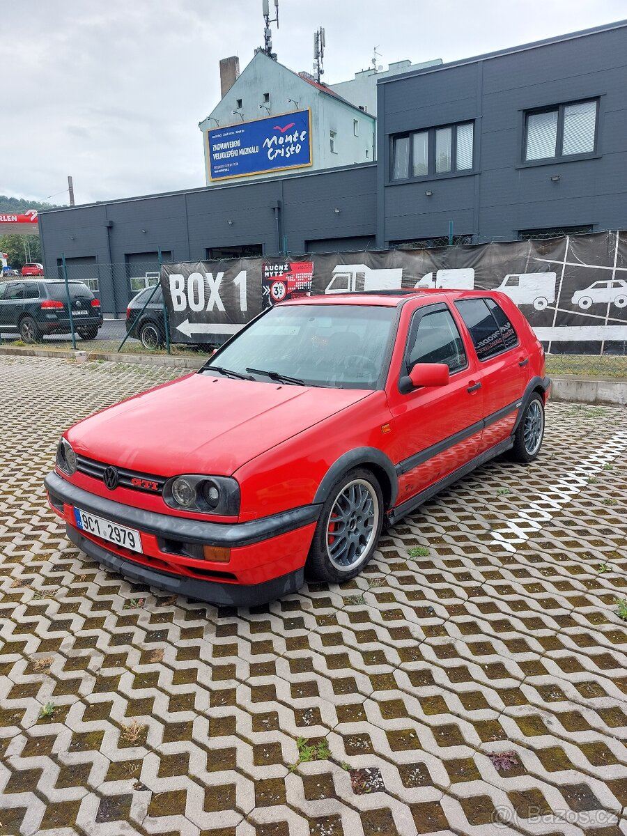 golf 3 GTI 2.0 8v do konce měsíce 44k - 2