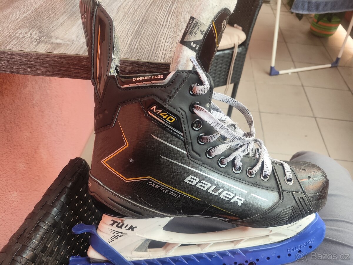 Bauer Supreme M40 sr. Velikost 9, fit 2,medium - 2