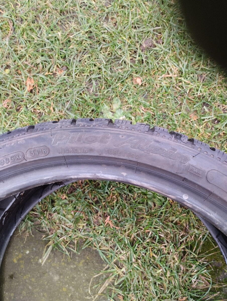 Michelin 285/30 R19 - 2