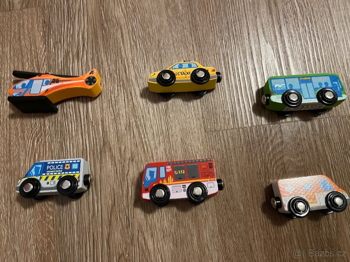 Dřevěná auticka - 2